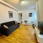 Apartment Galeries Lafayette, Opera, Elegant 2 Pieces Au Calme *